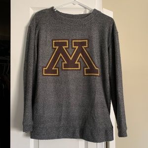EUC Wolly Threads Women's UMN Crew Sweatshirt
